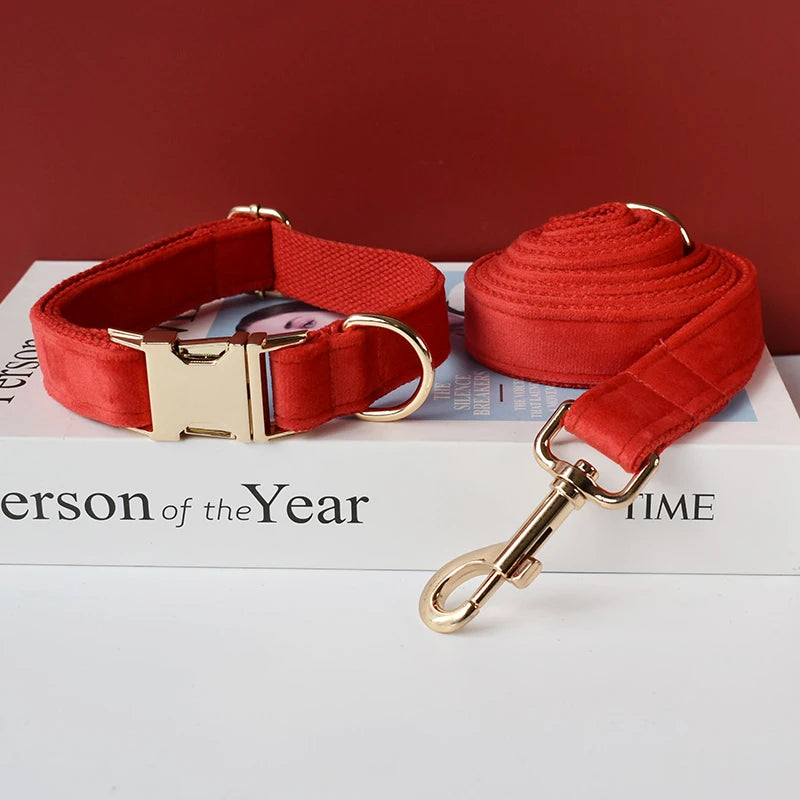 Personalisiertes rotes Samt-Hundehalsband