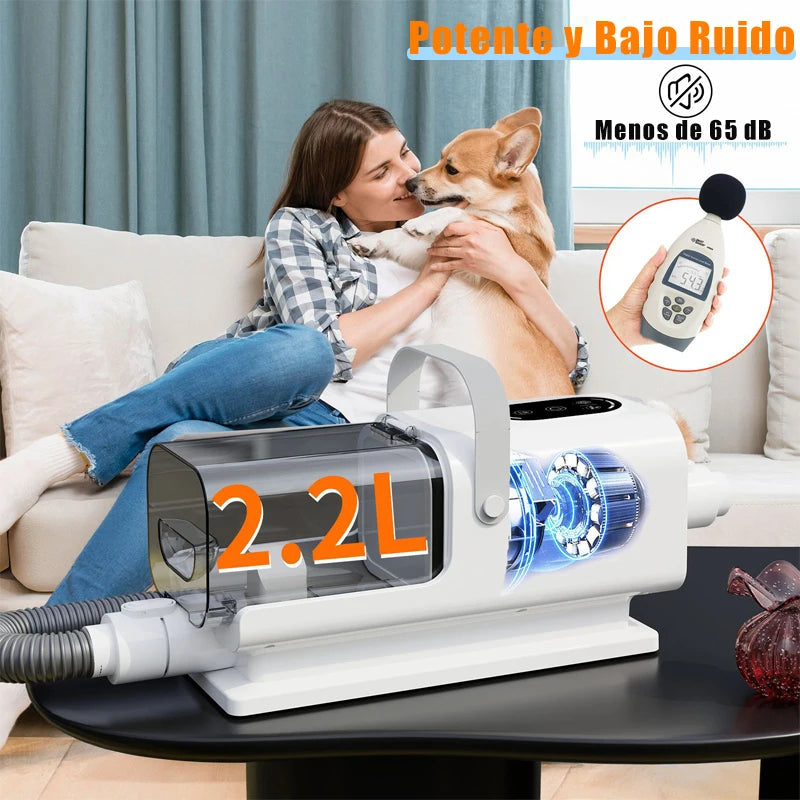 Der Toilettensauger des Hundes chattet bis zum Schluss