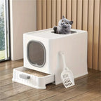 Closed, waterproof cat litter tray with drawer